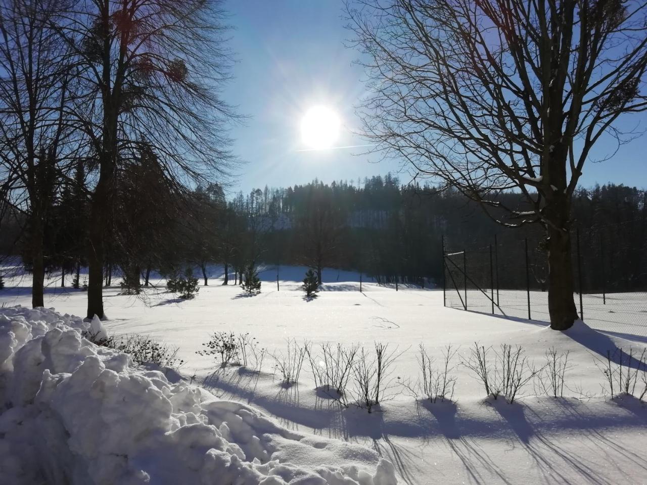 Penzion Adéla Rožnov pod Radhoštěm Esterno foto
